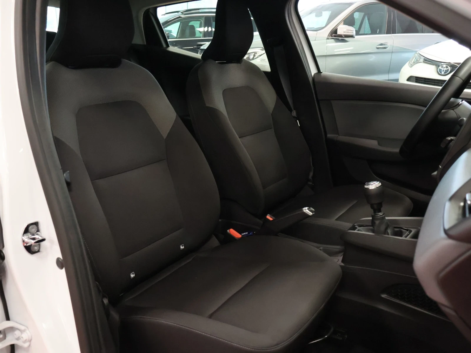 Renault Clio 1.5 dCi 90hp | EU6D | LED | AC | 54000km, снимка 14 - Автомобили и джипове - 56167876