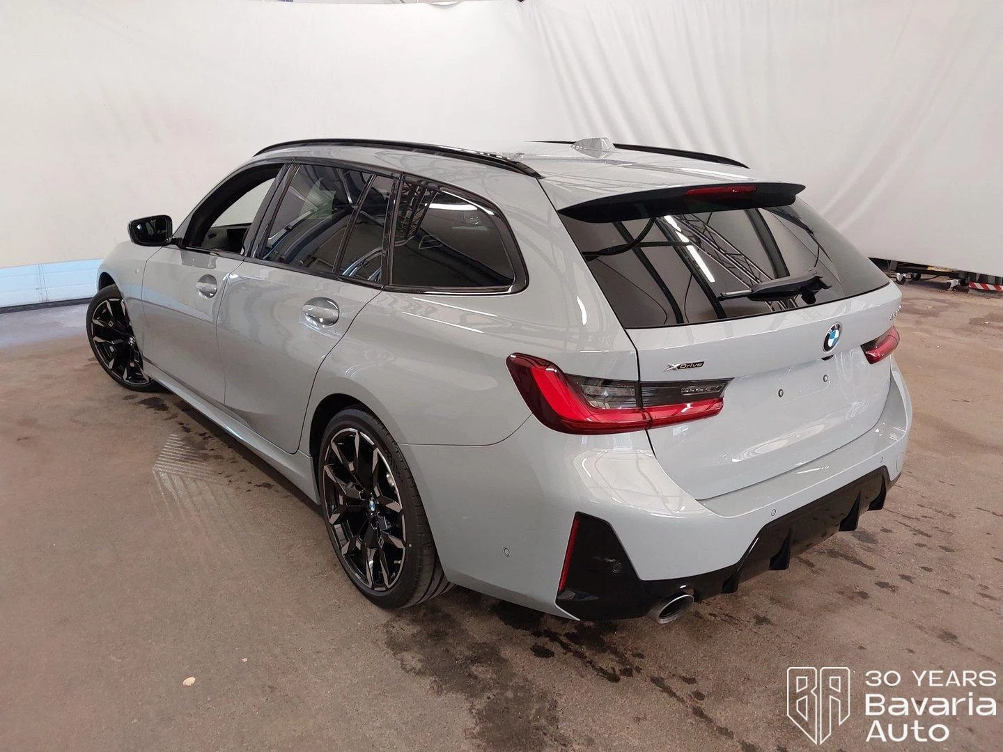 BMW 330 d xDrive Touring Sportautomatic | Mobile.bg � ����������� 2