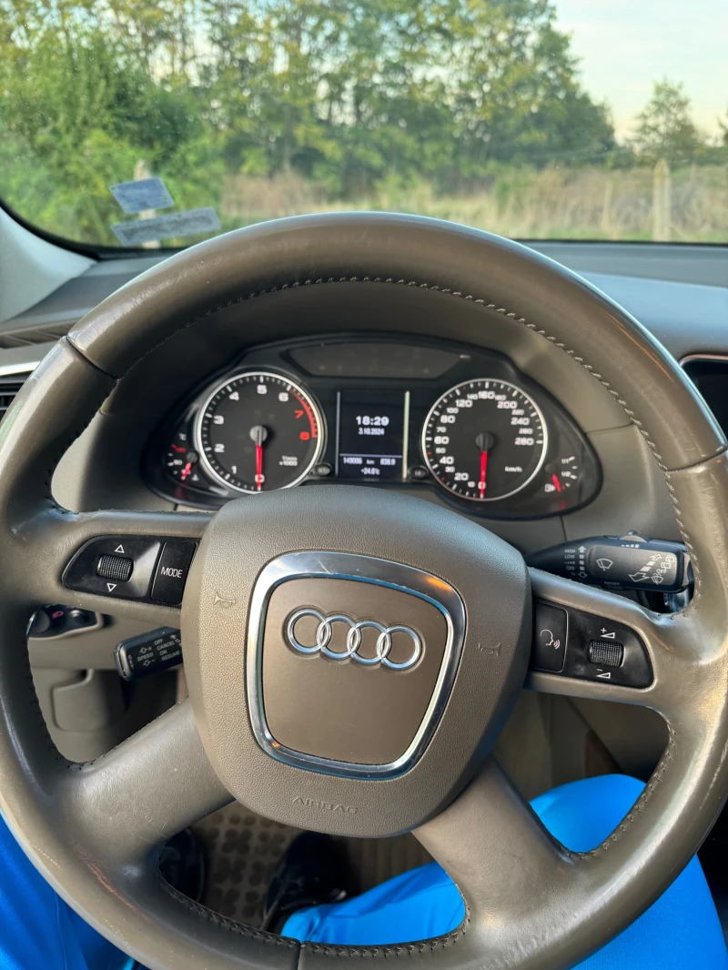 Audi Q5, снимка 6 - Автомобили и джипове - 47452872