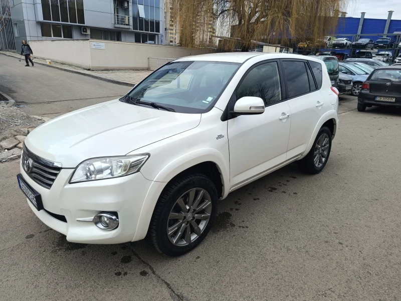 Toyota Rav4, снимка 5 - Автомобили и джипове - 49301902