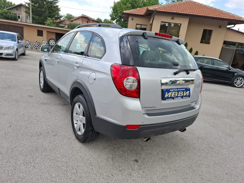 Chevrolet Captiva 2.2 CDTI  !!! 139 х км !!!, снимка 3 - Автомобили и джипове - 50962408