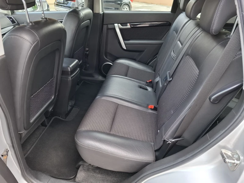 Chevrolet Captiva 2.2 CDTI  !!! 139 х км !!!, снимка 7 - Автомобили и джипове - 50962408