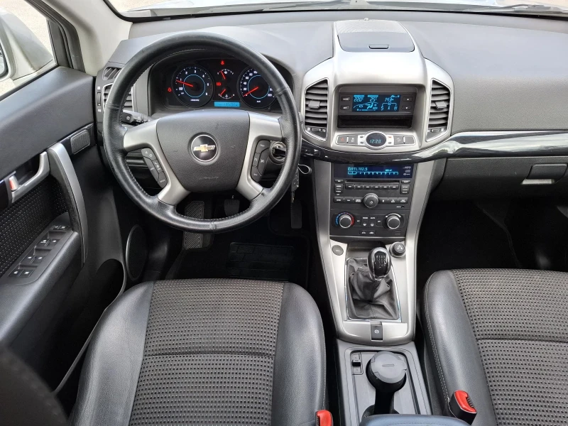 Chevrolet Captiva 2.2 CDTI  !!! 139 х км !!!, снимка 9 - Автомобили и джипове - 50962408