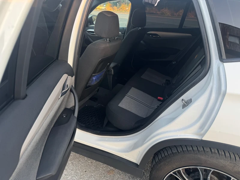 BMW X1 2.0D Facelift. xDrive 6 ск, снимка 7 - Автомобили и джипове - 52418027