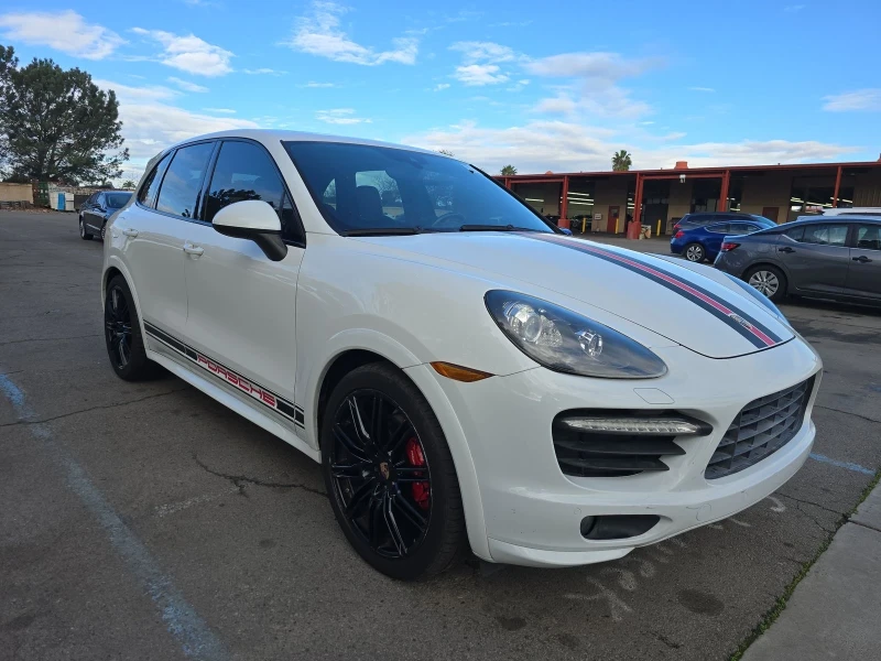 Porsche Cayenne GTS, снимка 3 - Автомобили и джипове - 53227566