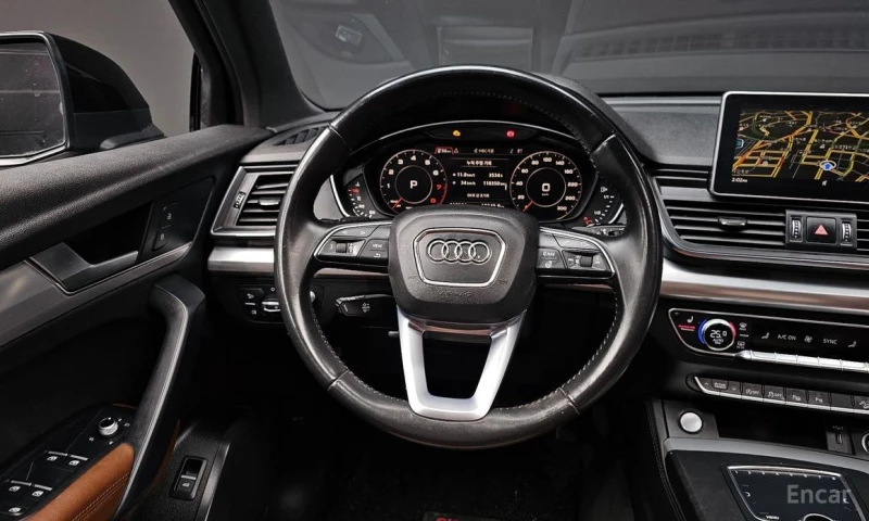 Audi Q5, снимка 13 - Автомобили и джипове - 53375351