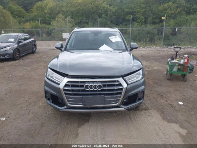 Audi Q5 2.0 Tech Premium* , снимка 7 - Автомобили и джипове - 47608663