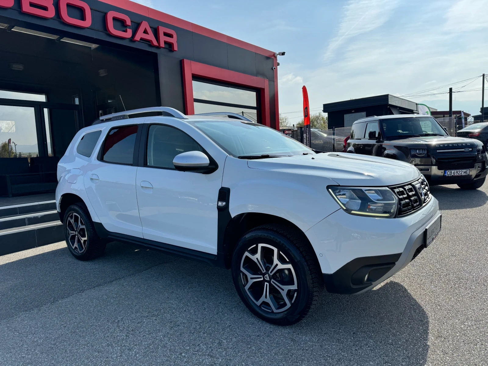 Dacia Duster 1.6i-ГАЗ-FACELIFT-KEYLESS-CAMERA-BLIND SPOT-TOP - изображение 7