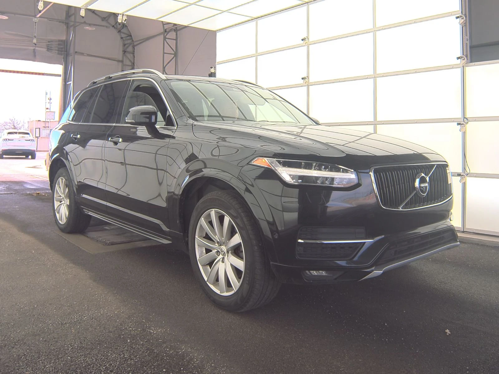 Volvo Xc90 T6 Momentum/PANO/KEYLESS/LANE ASSIS/ПОДГРЕВ/КАМЕРA - изображение 4