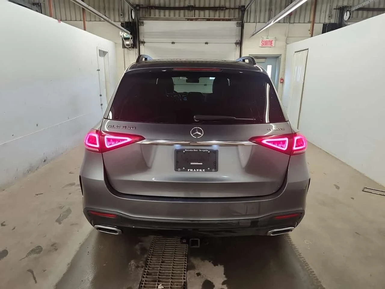 Mercedes-Benz GLE 450 4MATIC* BURMESTER* AMBIENTNO* HEAD-UP* , снимка 17 - Автомобили и джипове - 53953737