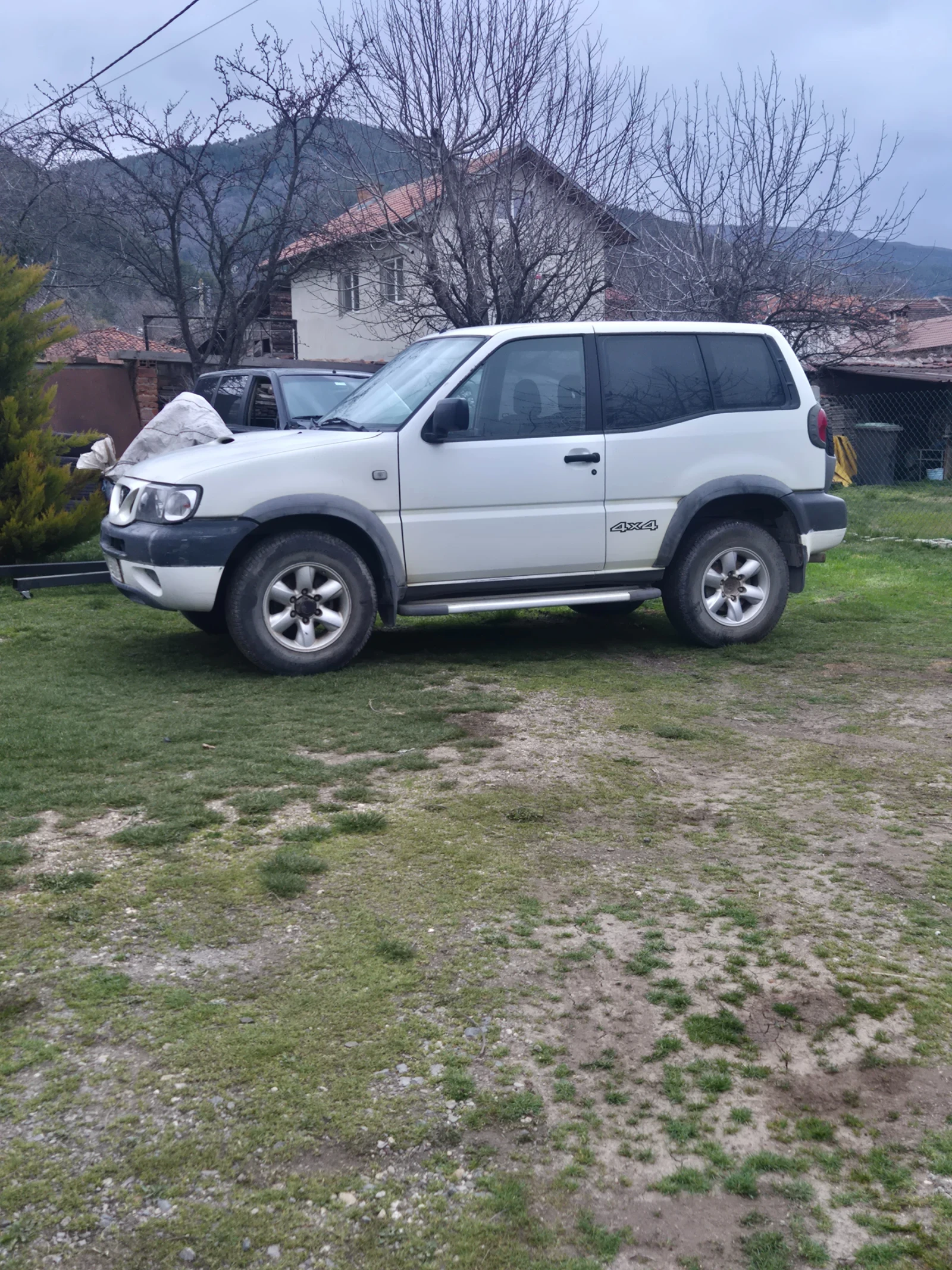 Nissan Terrano 2.7 тди бош, снимка 2 - Автомобили и джипове - 54036401