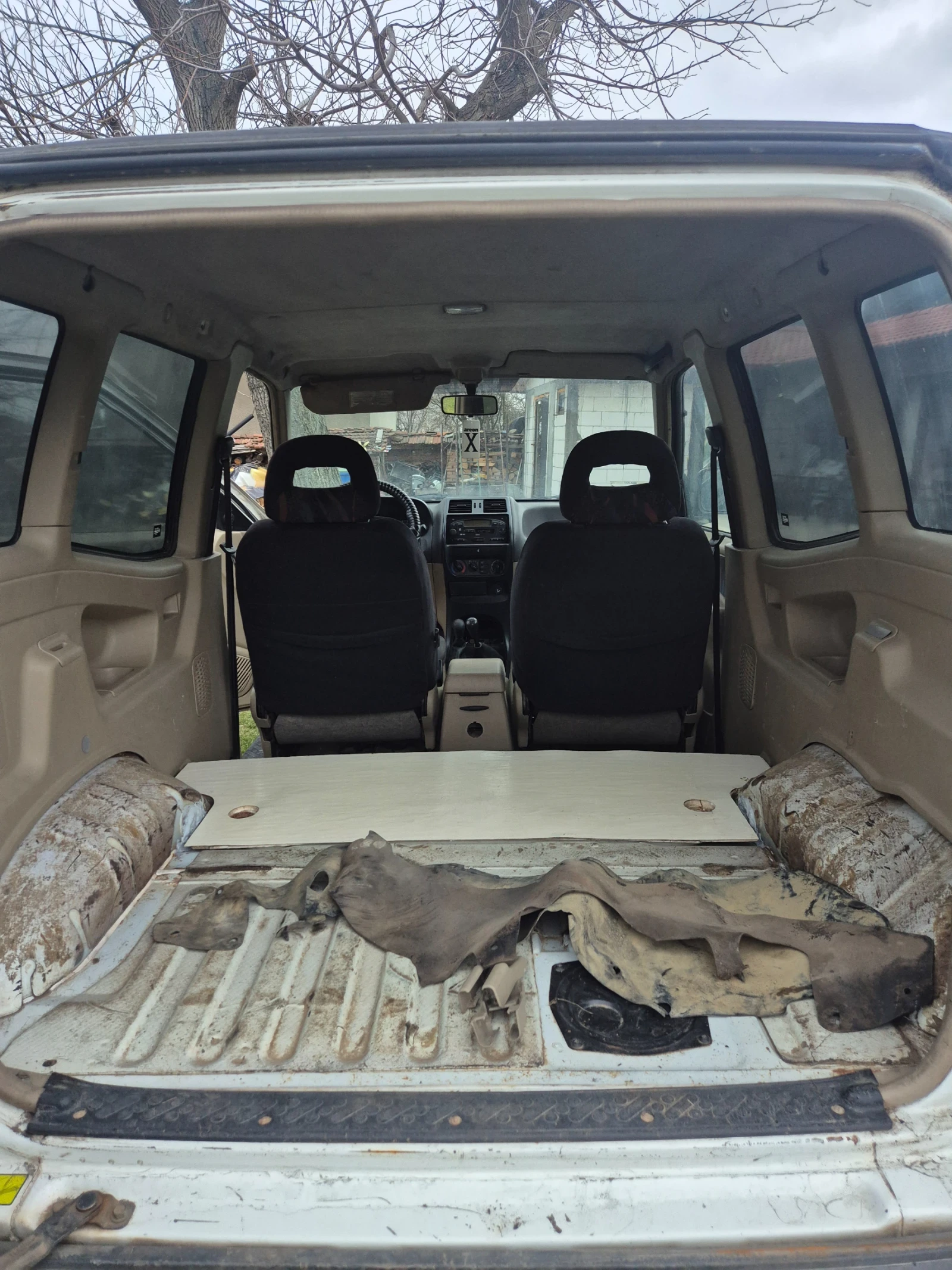 Nissan Terrano 2.7 тди бош, снимка 3 - Автомобили и джипове - 54036401