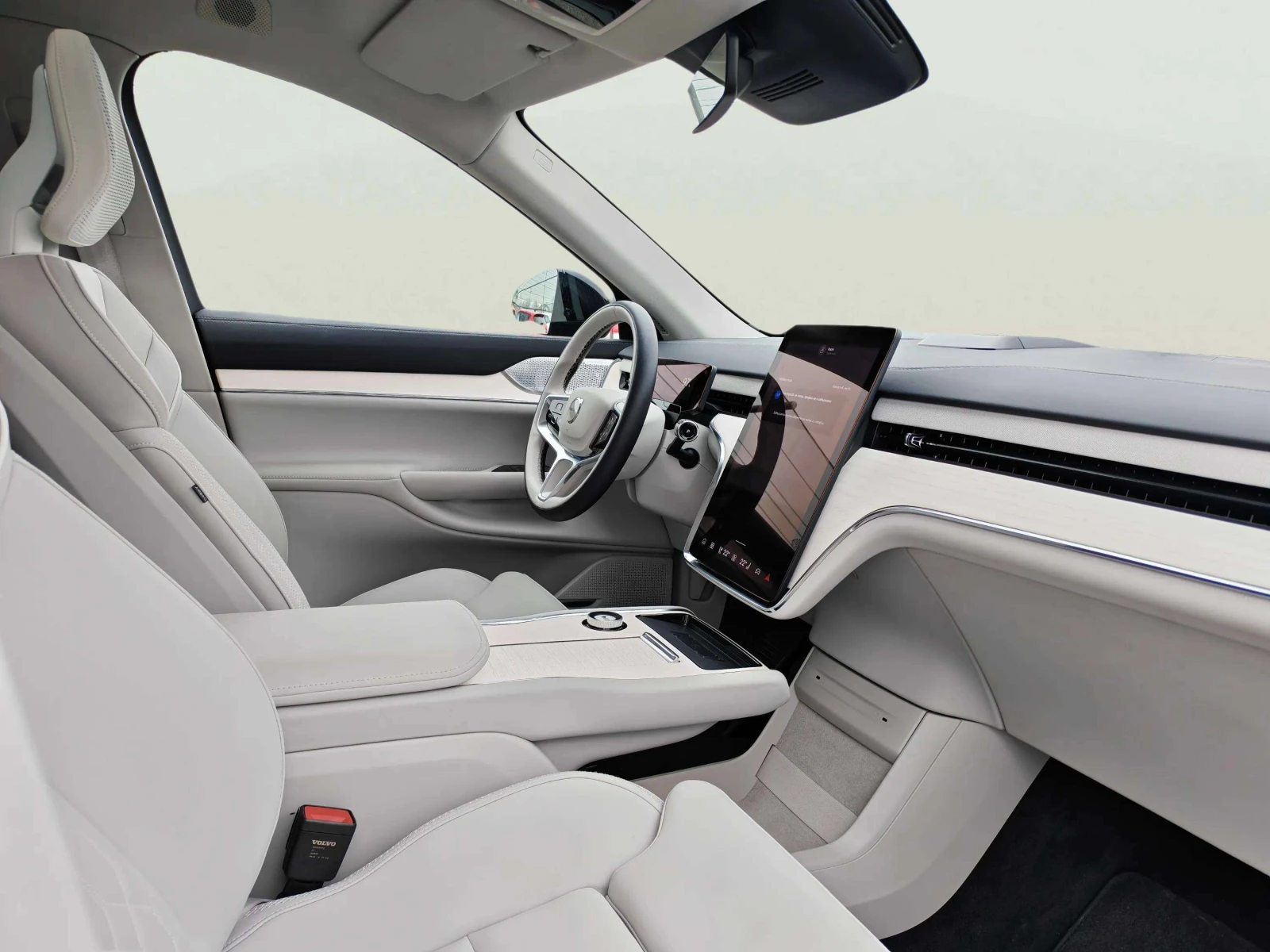 Volvo EX90 Electric motor, снимка 11 - Автомобили и джипове - 54108459