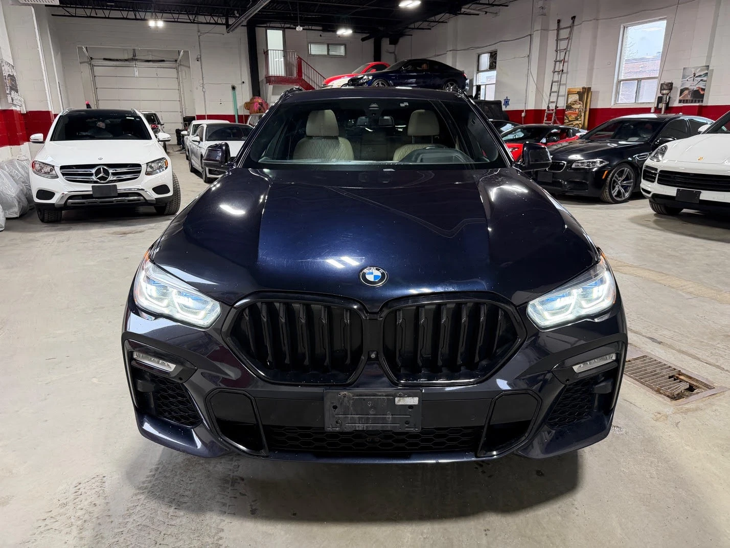 BMW X6 ПОДГРЕВ * ПАНОРАМА * ДИСТРОНИК * CAR FAX* , снимка 2 - Автомобили и джипове - 54162128