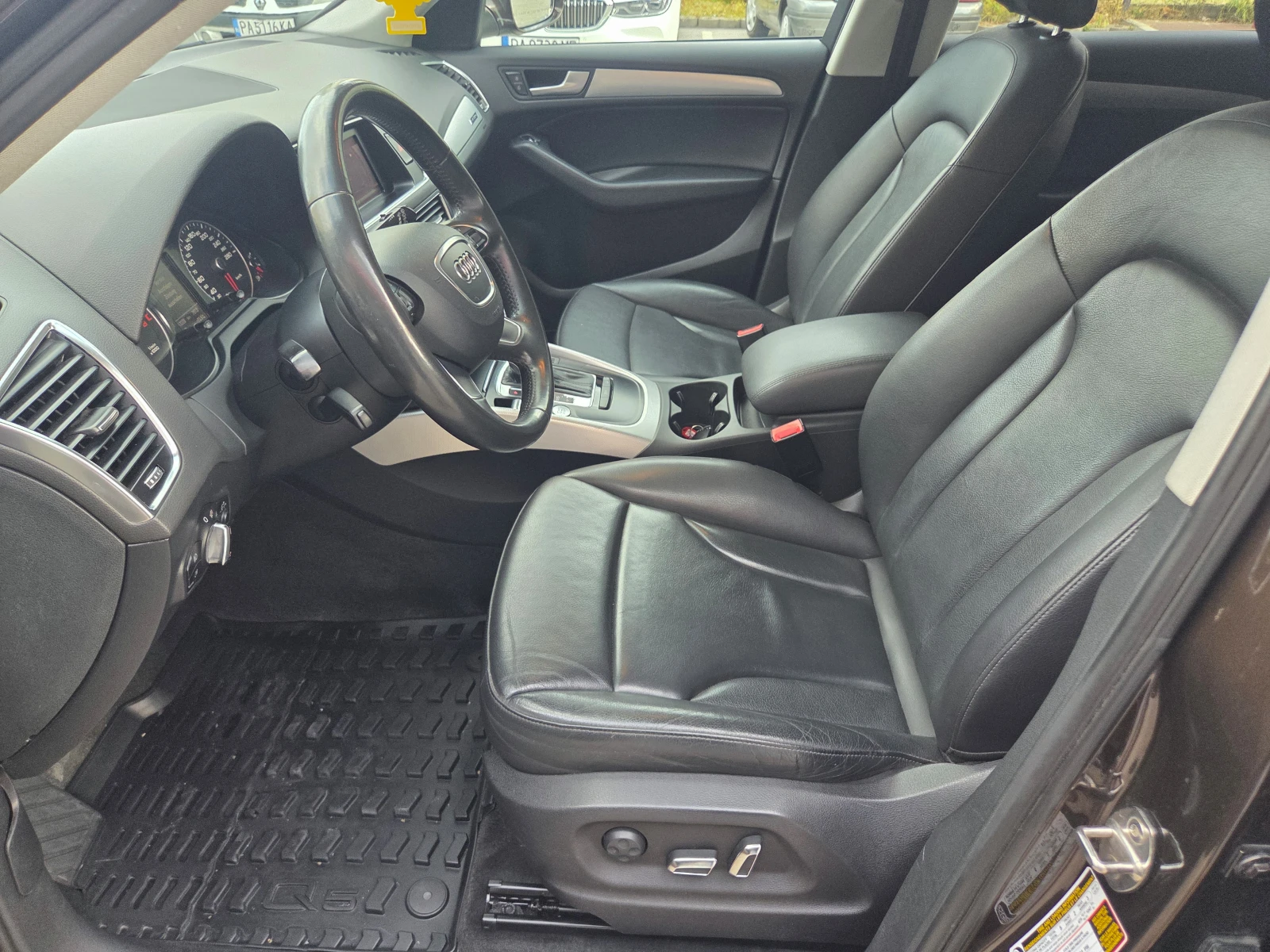 Audi Q5 2.0T/Quattro, снимка 10 - Автомобили и джипове - 54754171
