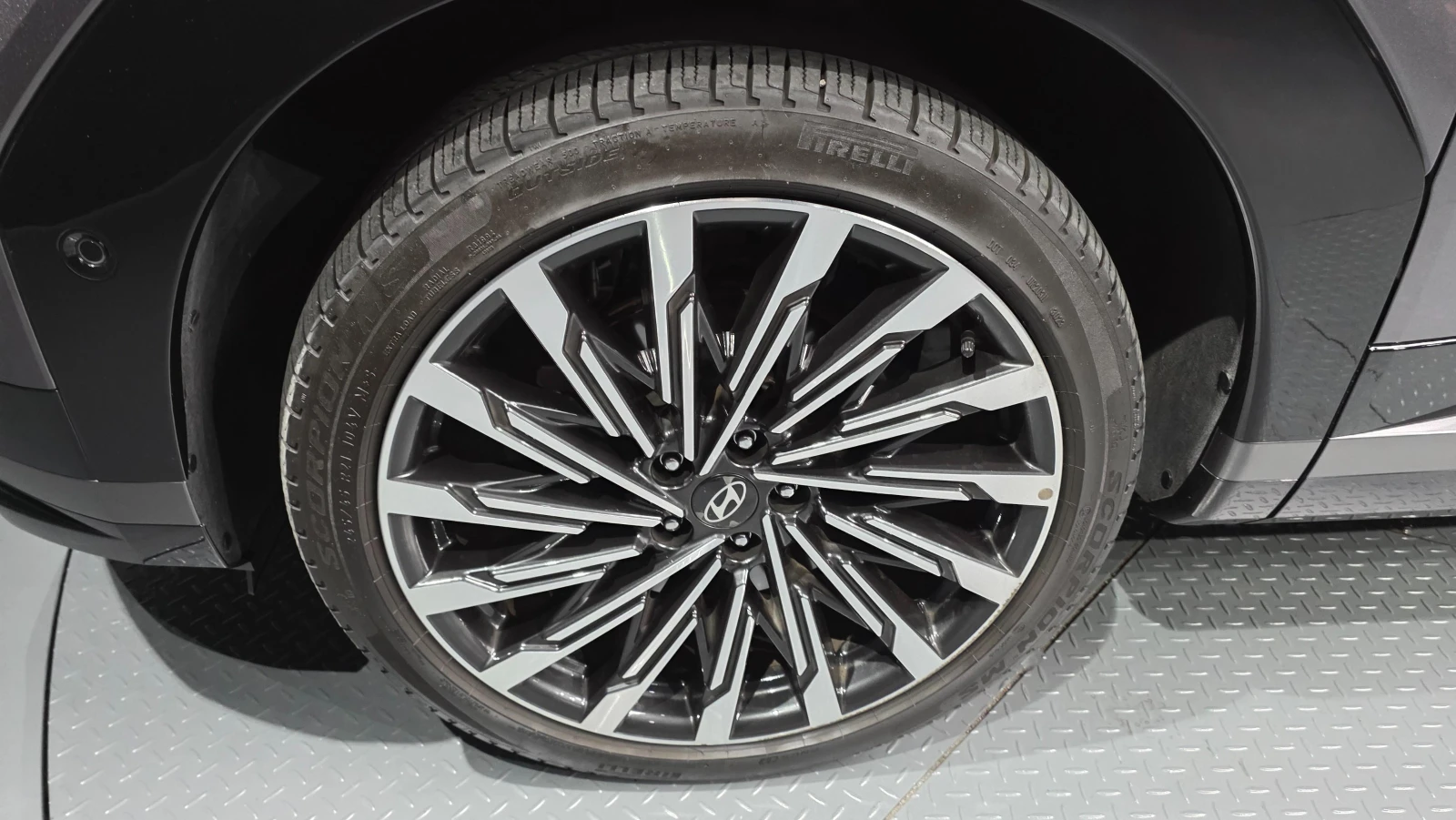 Hyundai Santa fe 2.5T* 4X4* CALLIGRAPHY* HEAD UP* БЕЗ ИНЦИДЕНТИ, снимка 5 - Автомобили и джипове - 55406688