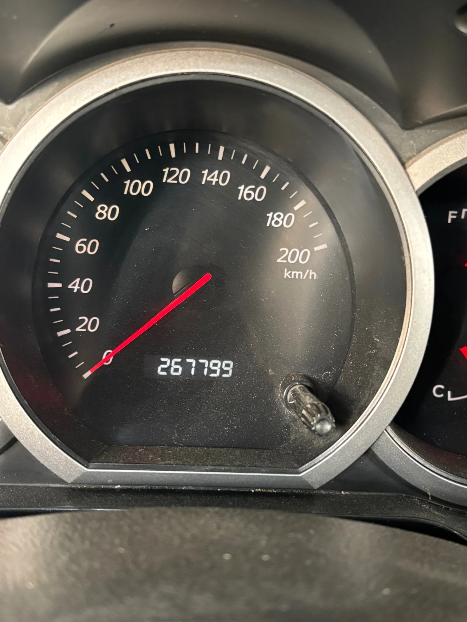 Suzuki Grand vitara, снимка 6 - Автомобили и джипове - 55670607