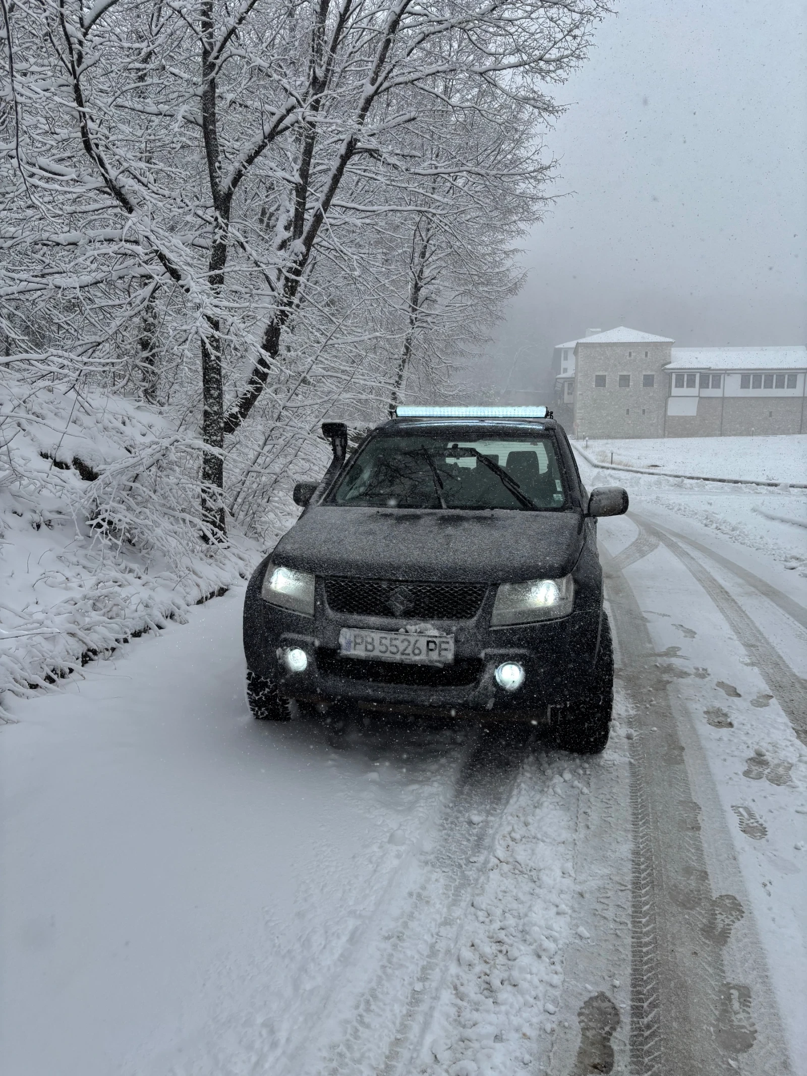 Suzuki Grand vitara, снимка 7 - Автомобили и джипове - 55670607