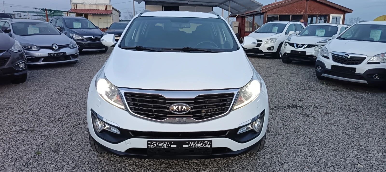 Kia Sportage 1.7* Ксенон * Камера * Подгрев 