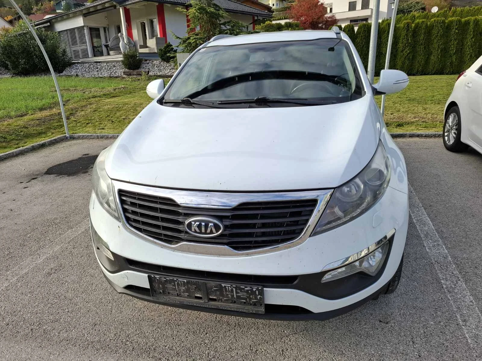 Kia Sportage 1.7* Ксенон * Камера * Подгрев , снимка 14 - Автомобили и джипове - 55740676