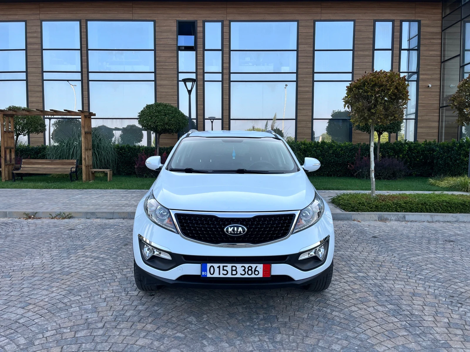 Kia Sportage 1.6i 135к.с.* 153700км. Реални* Waze* Android * Ун