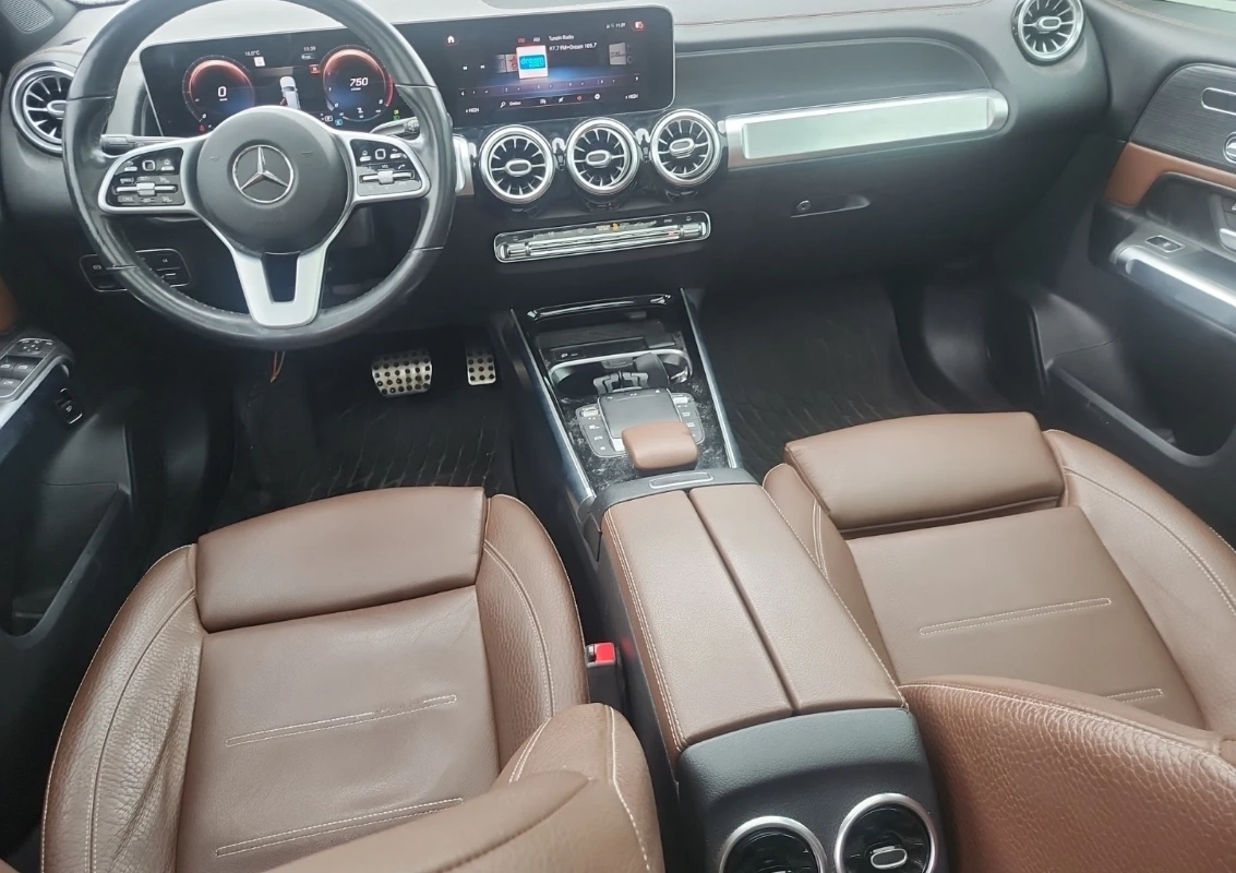 Mercedes-Benz GLB 250 4MATIC* AMG LINE, снимка 5 - Автомобили и джипове - 56056282