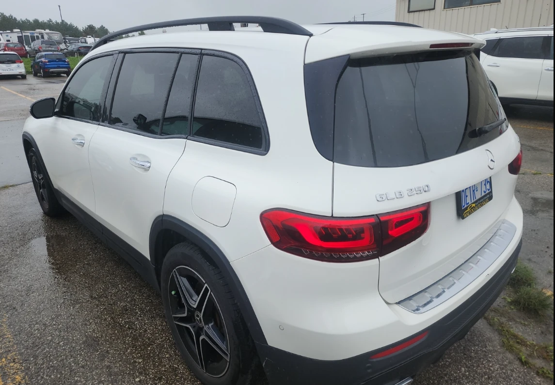 Mercedes-Benz GLB 250 4MATIC* AMG LINE, снимка 3 - Автомобили и джипове - 56056282