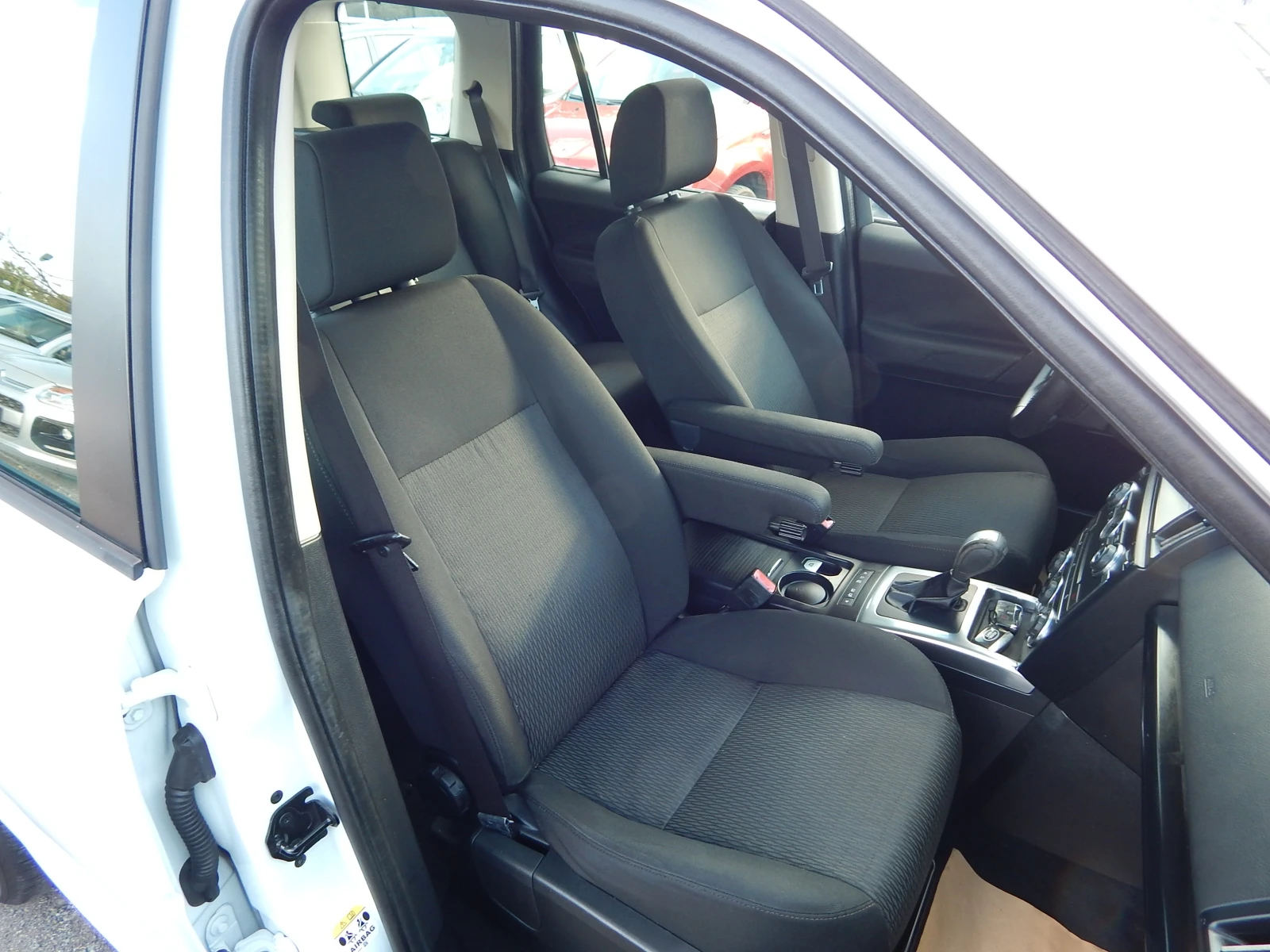 Land Rover Freelander 2.2D* АВТОМАТИК* , снимка 16 - Автомобили и джипове - 56066022