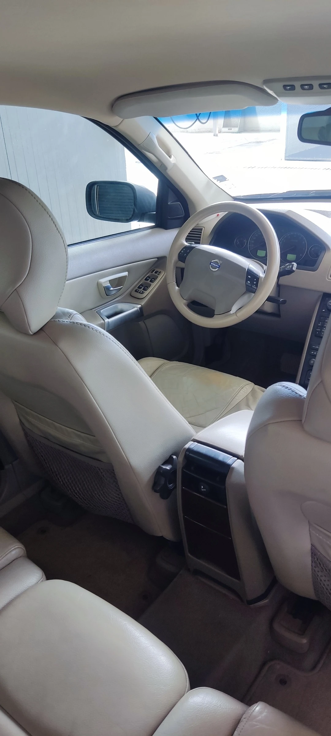 Volvo Xc90 T5 AWD, снимка 9 - Автомобили и джипове - 56295046