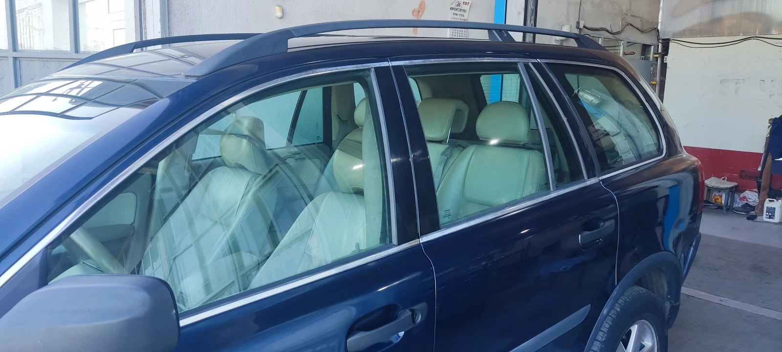 Volvo Xc90 T5 AWD, снимка 3 - Автомобили и джипове - 56295046