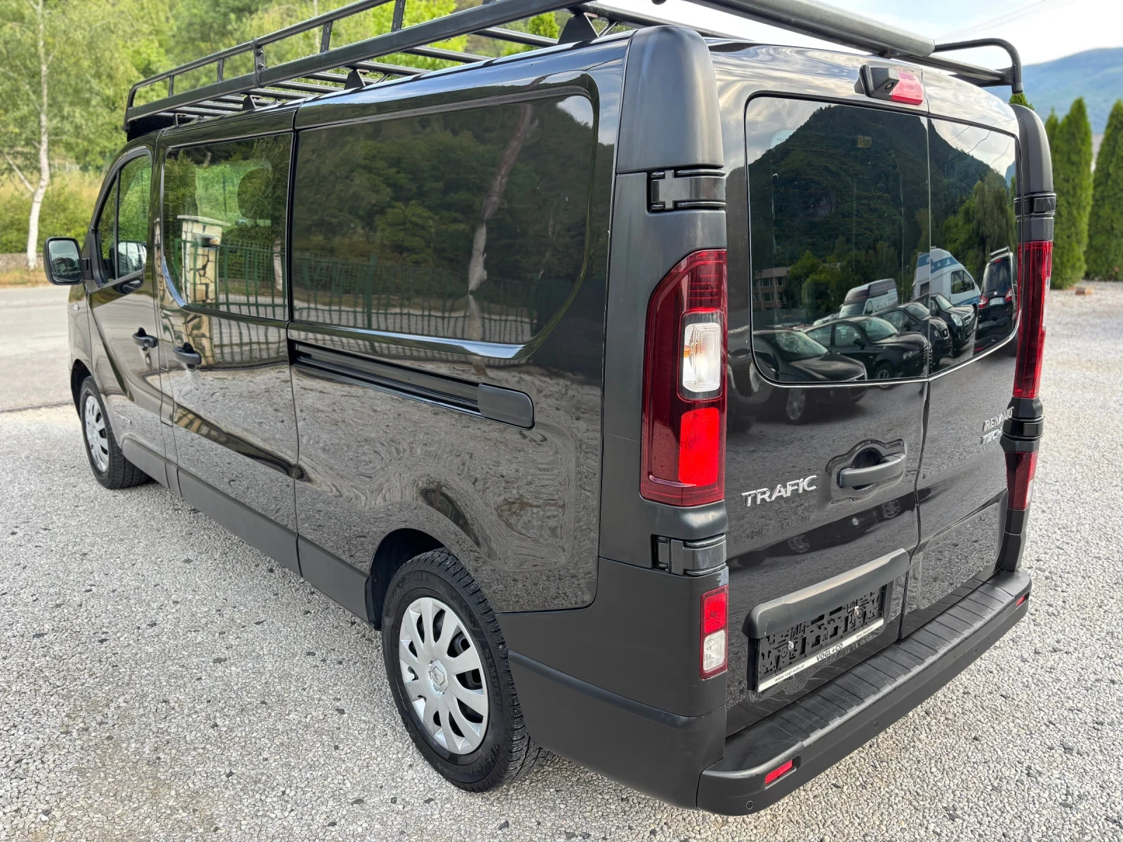 Renault Trafic 1.6 140к.с. ТОВАРОПЪТНИЧЕСКИ - изображение 6