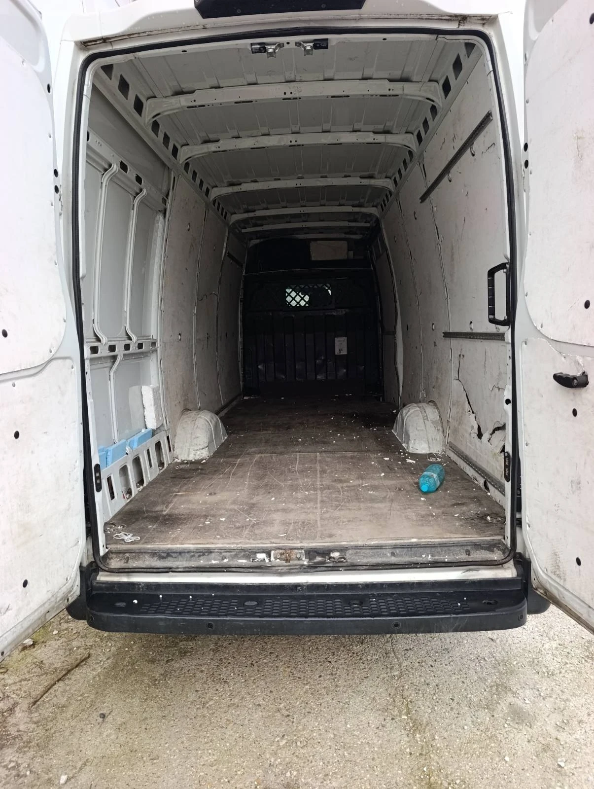 Iveco 35s16, снимка 16 - Бусове и автобуси - 53829068