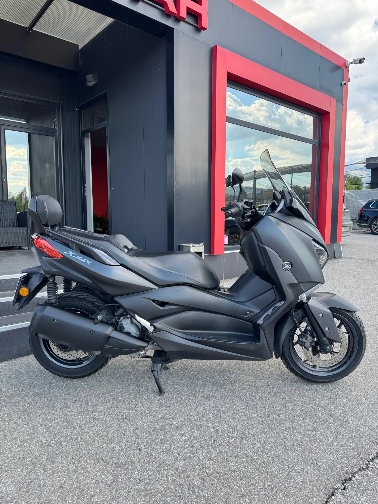 Yamaha X-max 300-ABS-TCS-LED-TOP - изображение 2