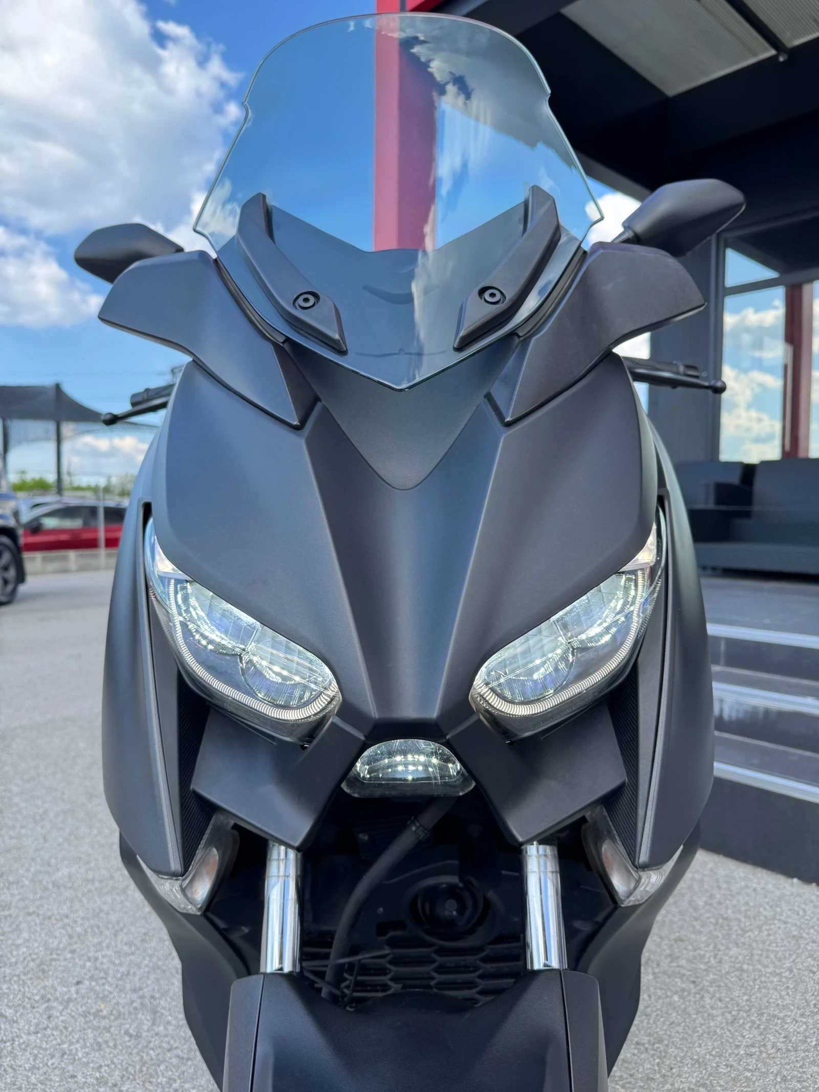 Yamaha X-max 300-ABS-TCS-LED-TOP - изображение 9