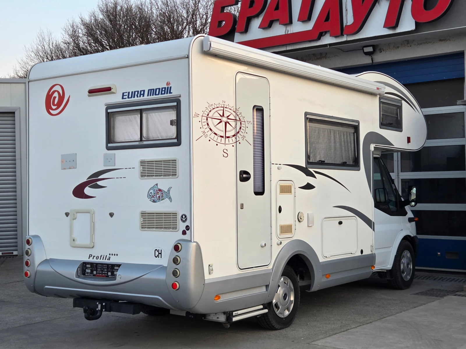 Кемпер Ford TRANSIT/FRECCIA KAMP F26 MDF 10/ШВЕЙЦАРИЯ/76 000км, снимка 2 - Каравани и кемпери - 53843143
