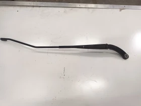 рамо чистачка предно дясно Дачия Докер 1,5дци 13г