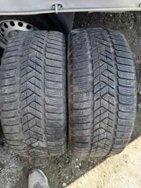 Гуми Зимни 245/40R18, снимка 1