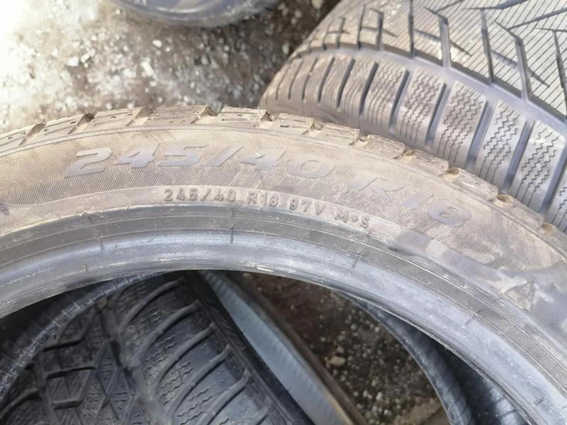 Гуми Зимни 245/40R18, снимка 6 - Гуми и джанти - 32079987