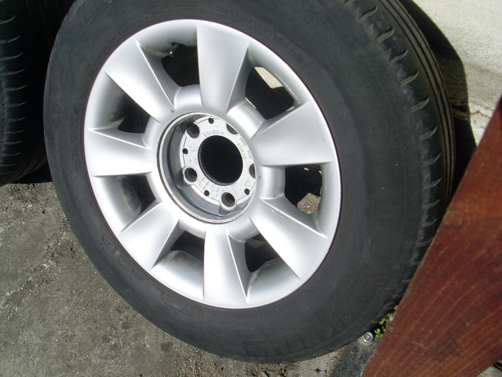 ���� � ������ 205/65R15 �� BMW 525 | Mobile.bg � ����������� 5