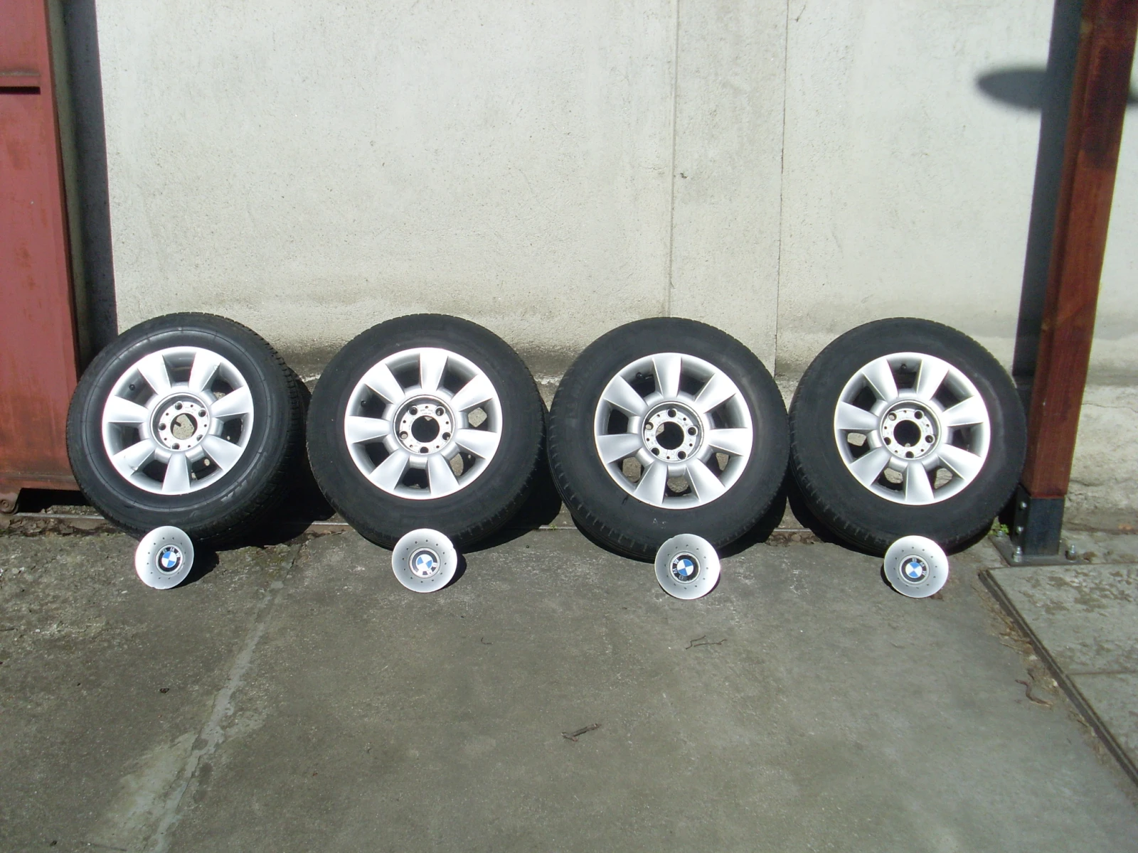 ���� � ������ 205/65R15 �� BMW 525 | Mobile.bg � ����������� 1