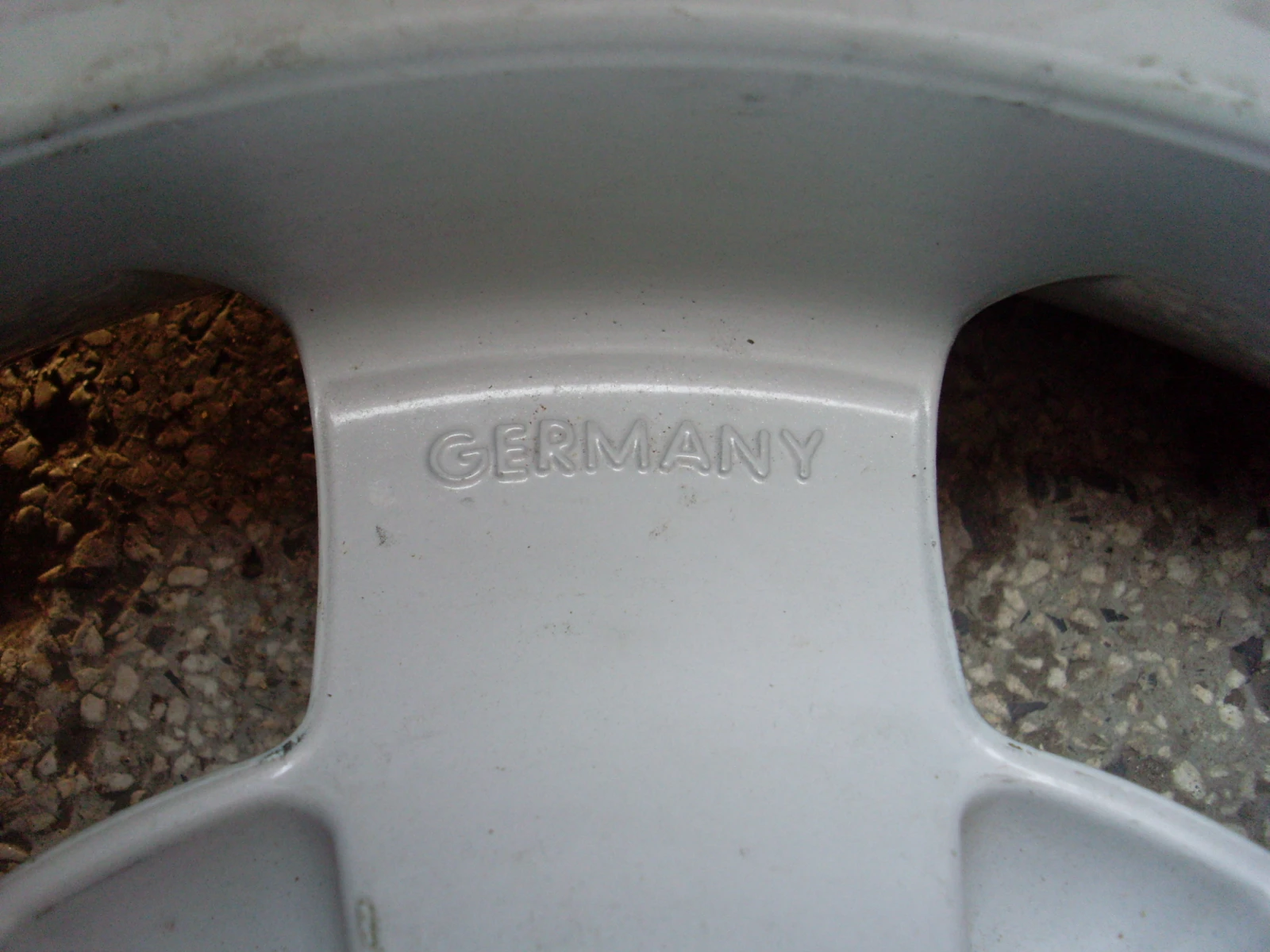 ���� � ������ 205/65R15 �� BMW 525 | Mobile.bg � ����������� 17