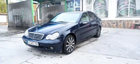 Mercedes-Benz C 200, снимка 12