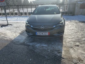 Opel Astra Sports Tourer + Xenon + Led, снимка 1