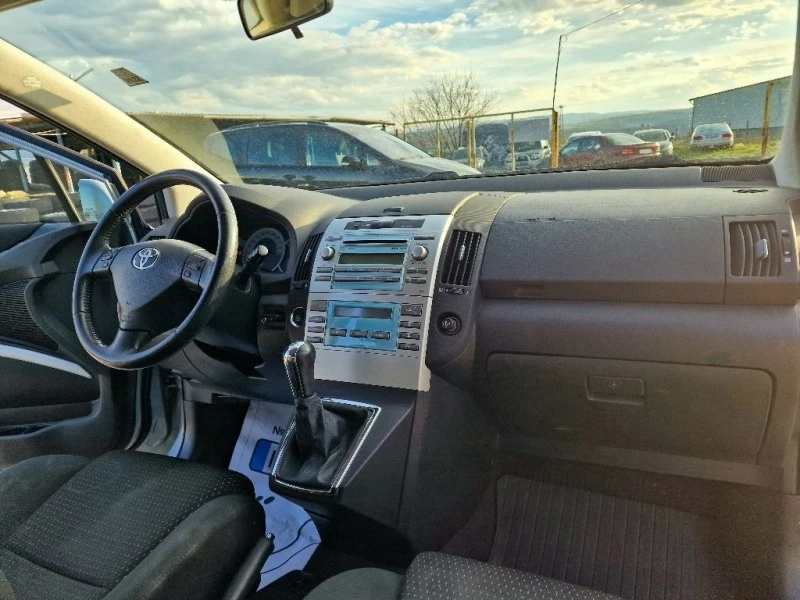 Toyota Corolla verso 1.6VVT-I, снимка 12 - Автомобили и джипове - 40209269