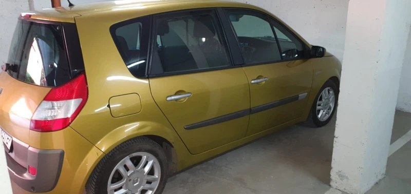 Renault Scenic, снимка 2 - Автомобили и джипове - 47301202