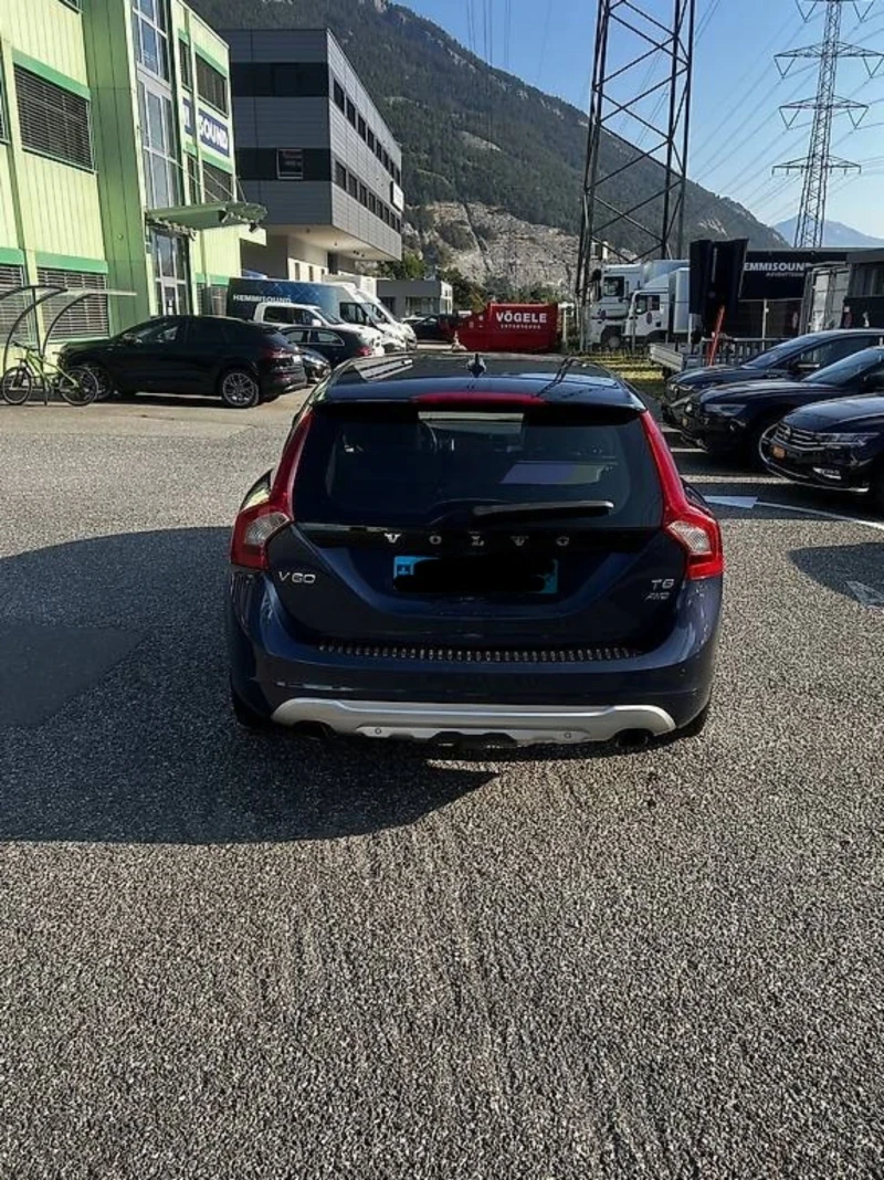 Volvo V60 T6 AWD Summun Husky edition , снимка 5 - Автомобили и джипове - 47488007