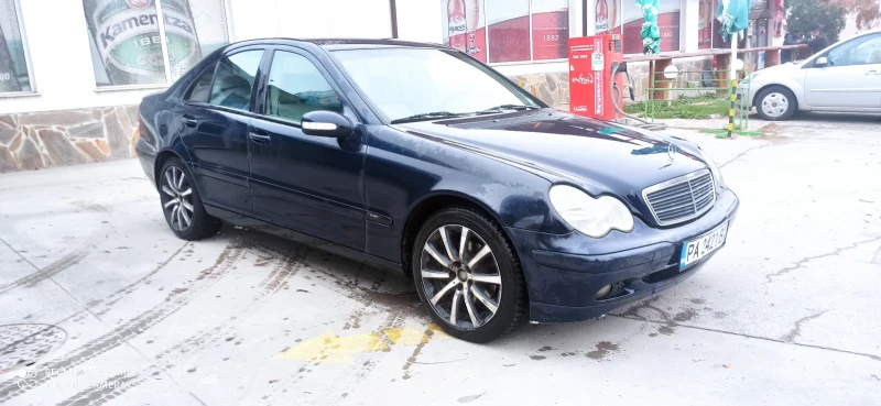 Mercedes-Benz C 200, снимка 11 - Автомобили и джипове - 48004476