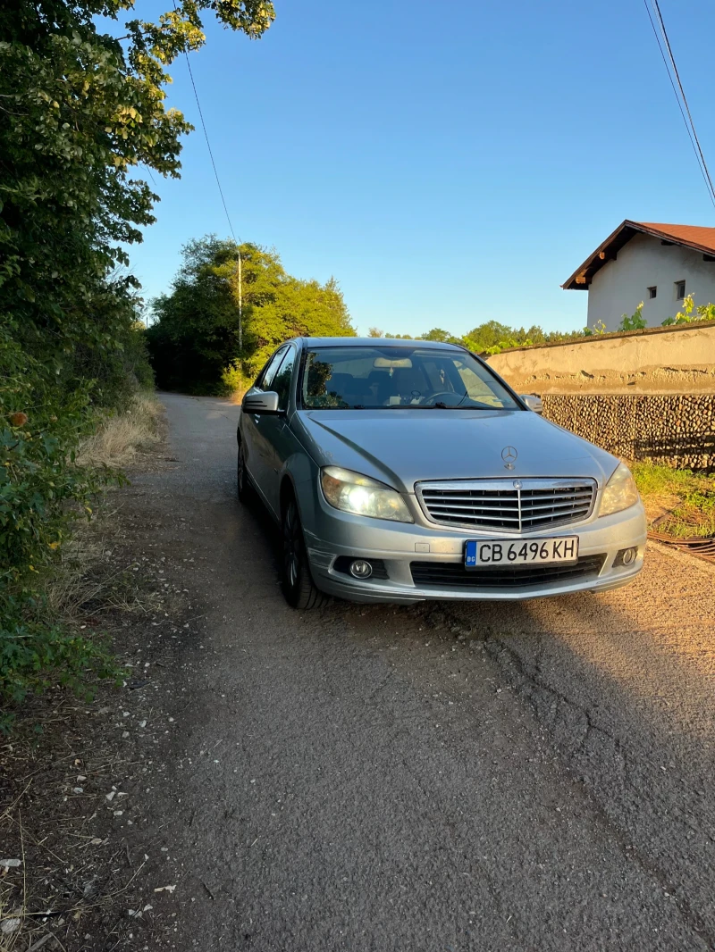 Mercedes-Benz C 220, снимка 2 - Автомобили и джипове - 52725525