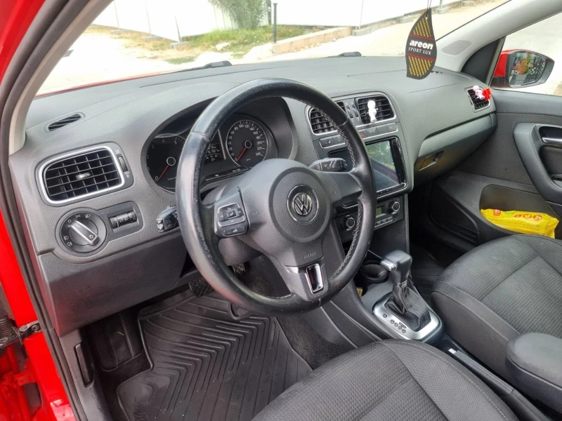 VW Polo, снимка 8 - Автомобили и джипове - 52383590