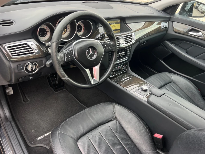 Mercedes-Benz CLS 350 CDI AMG-PAKET/4MATIC/XENON/NAVI/KOJA/UNIKAT, снимка 11 - Автомобили и джипове - 52020700